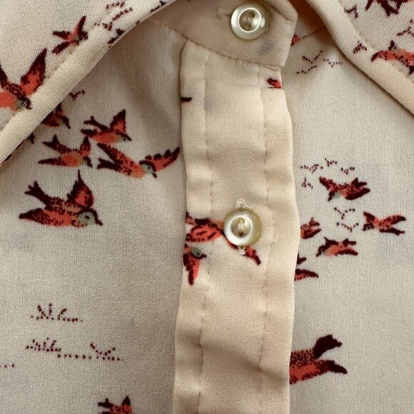 Vintage 70s Button Down Shirt Ivory Cream Ranchwear Birds All Over Print - Picture 6 of 16